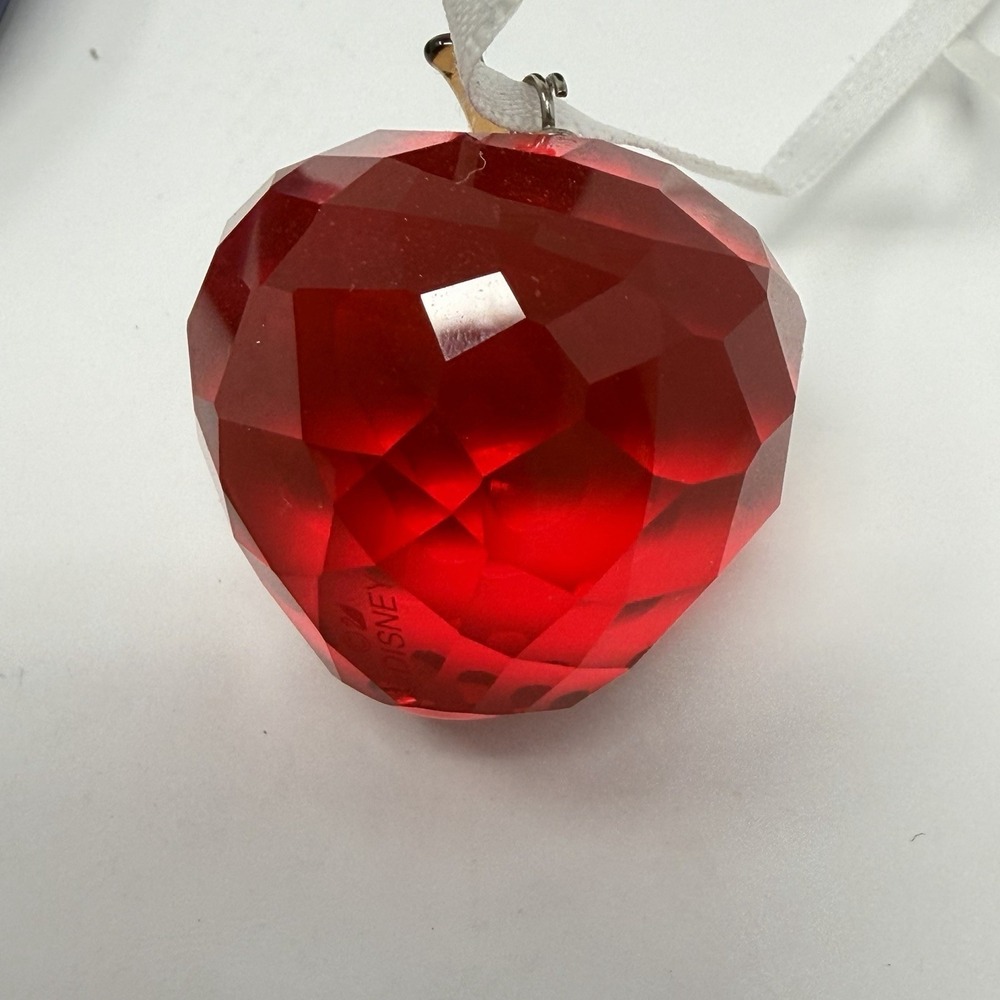 Swarovski Crystal Poisoned Apple Ornament #5428576 Disney Brand - Picture 6 of 10